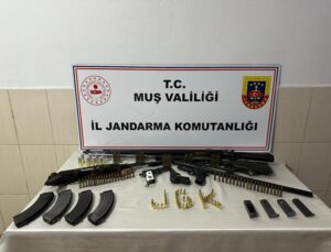 Muş’ta Jandarmadan Ruhsatsız Silah ve Mühimmat Operasyonu