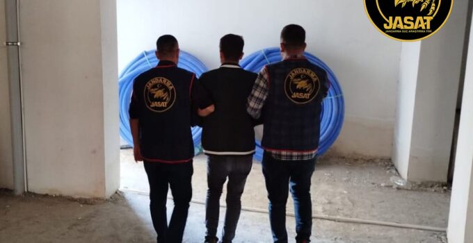 Muş’ta JASAT Operasyonları: 19 Yıl ve 5 Yıl Hapis Cezası Bulunan İki Hükümlü Yakalandı