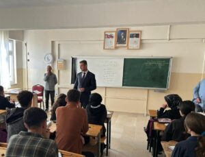 İl Milli Eğitim Müdürü Altay, TOBB Sosyal Bilimler Lisesini Ziyaret Etti