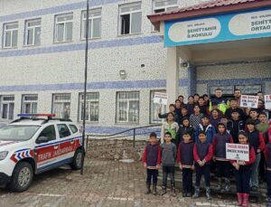 Öğrencilere Trafik Güvenliği Semineri Verildi