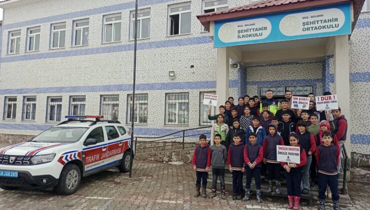 Öğrencilere Trafik Güvenliği Semineri Verildi