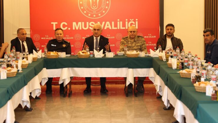 Vali Çakır, Basın Mensuplarıyla İftar Sofrasında Buluştu