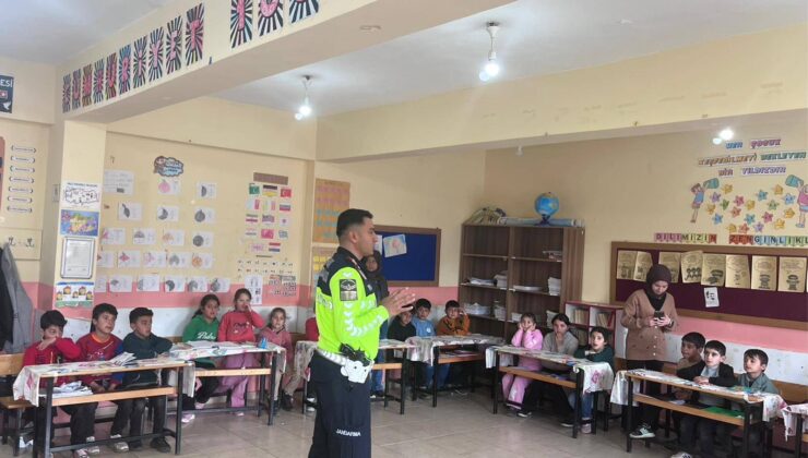 İçboğaz İlkokulu’nda Öğrencilere Trafik Güvenliği Semineri