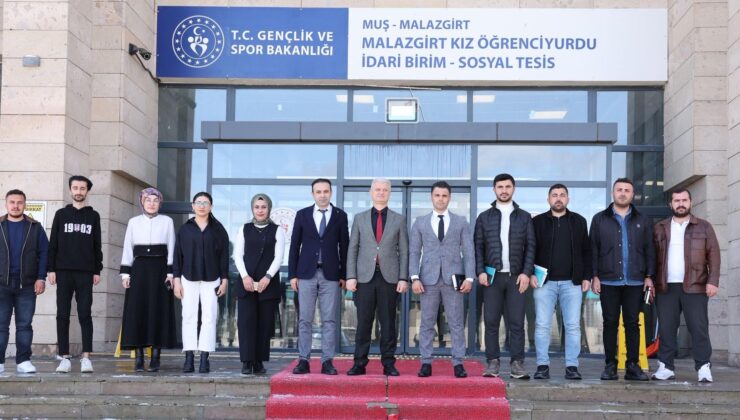 Malazgirt’te Gençlik ve Spor Yatırımları Yerinde İncelendi