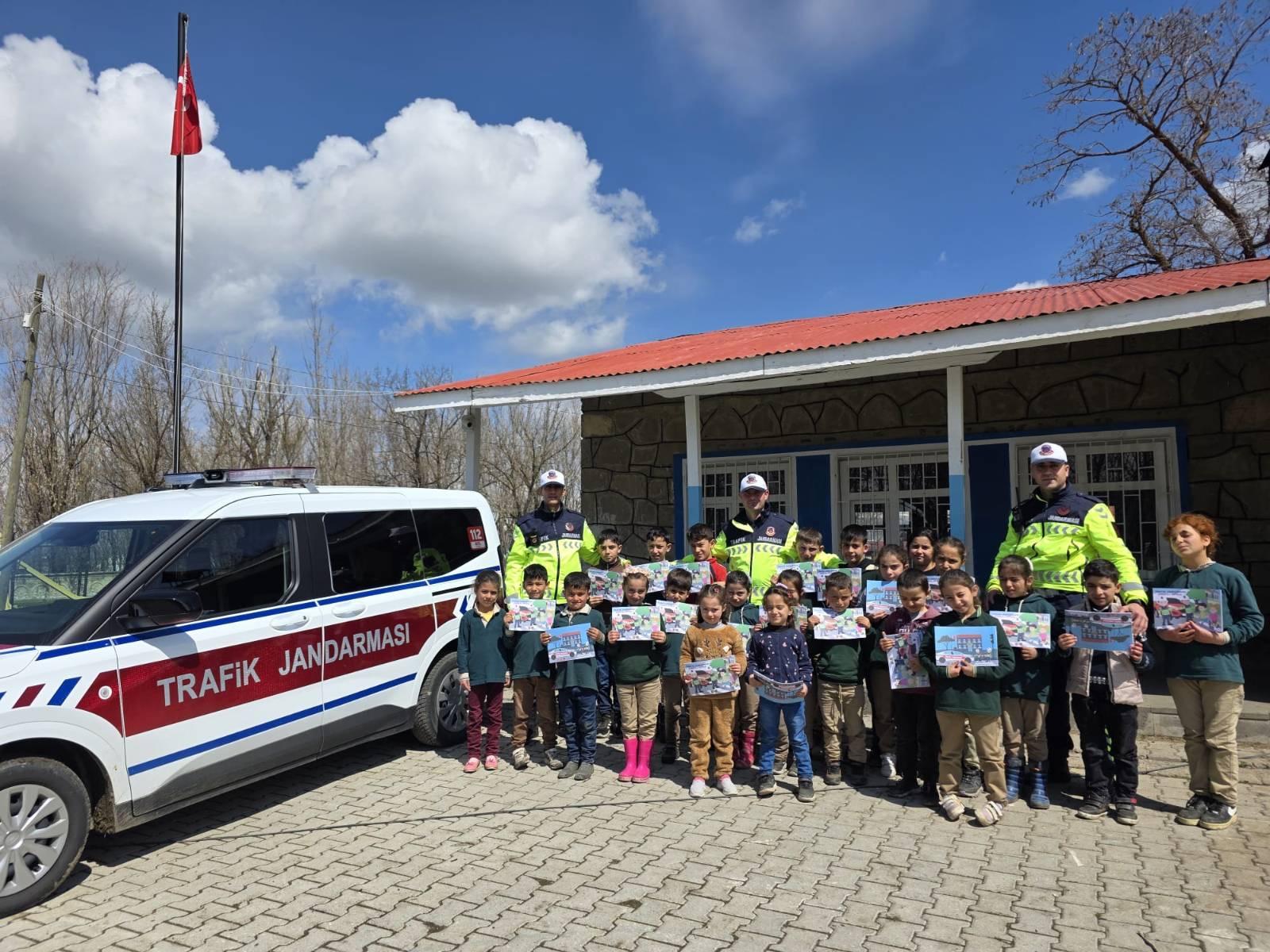 Miniklere Trafik Bilinci Aşılandı