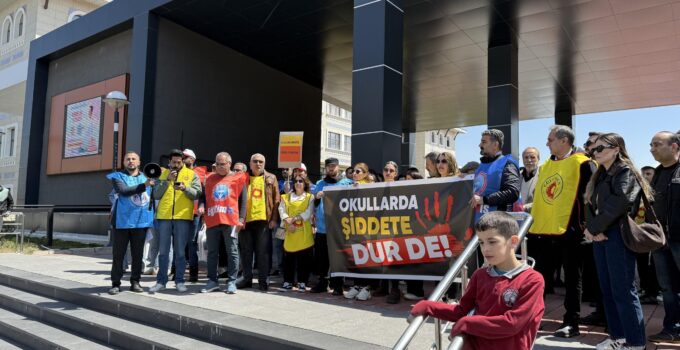 Şanlıurfa Siverek’te Okulda Silahlı Saldırı: 16 Yaralı, Sendikalardan Sert Tepki