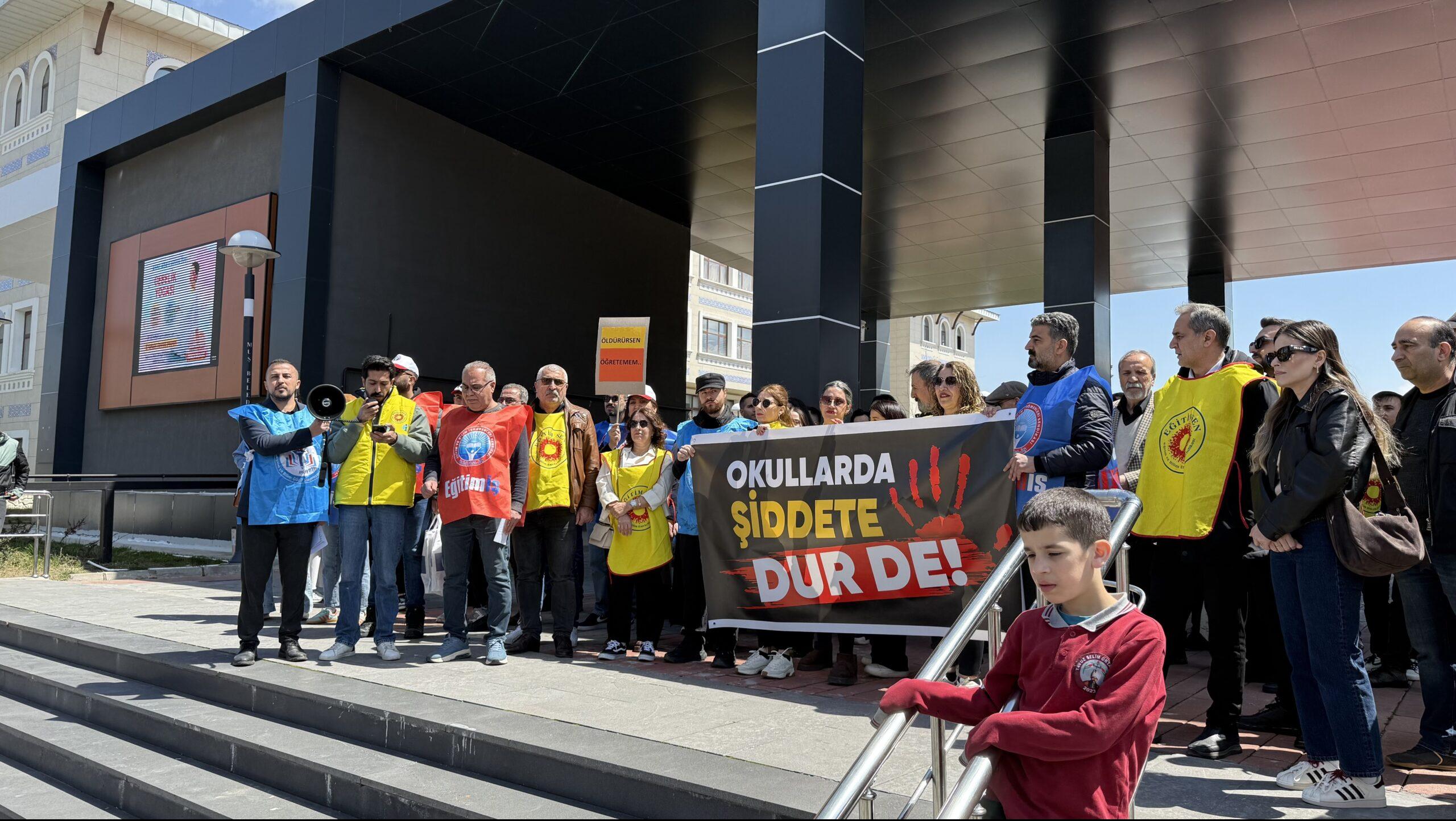 Şanlıurfa Siverek’te Okulda Silahlı Saldırı: 16 Yaralı, Sendikalardan Sert Tepki