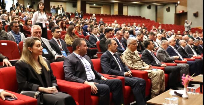 4 İlin Valisi Muş’ta KAYFOR28 Panelinde Buluştu