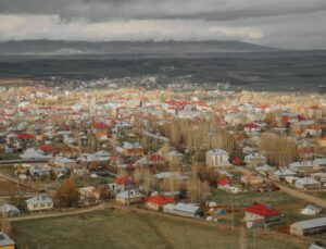 Muş’ta Arazi Anlaşmazlığı Kavgaya Dönüştü: Çok Sayıda Yaralı
