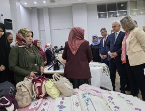 Hayat Boyu Öğrenme Haftası Sergisi Muş’ta Açıldı