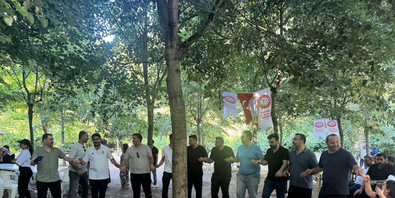 Kocaeli Muşlular Derneği İlk Piknik Organizasyonunu Büyük Bir Katılımla Gerçekleştirdi