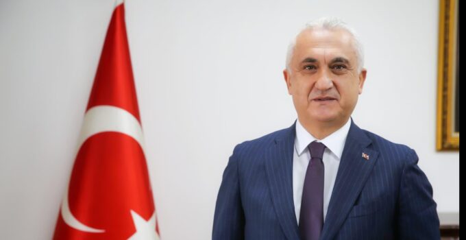Muş Valisi Avni Çakır’dan Babalar Günü Mesajı