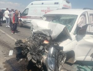 Malazgirt Yolunda Yürek Yakan Kaza: Dede ve 12 Yaşındaki Torunu Hayatını Kaybetti