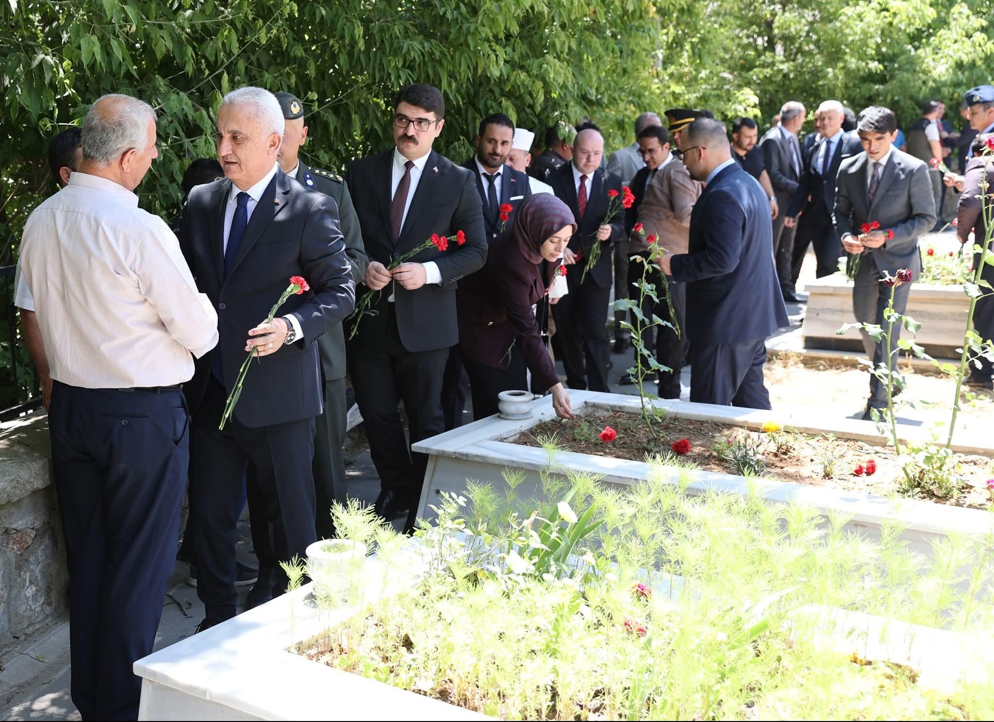 Terörle Mücadele Vatanseverleri Şehit ve Gazi Aileleri Derneği Muş İl Başkanlığı, 15 Temmuz Şehitlerini Dualarla Andı