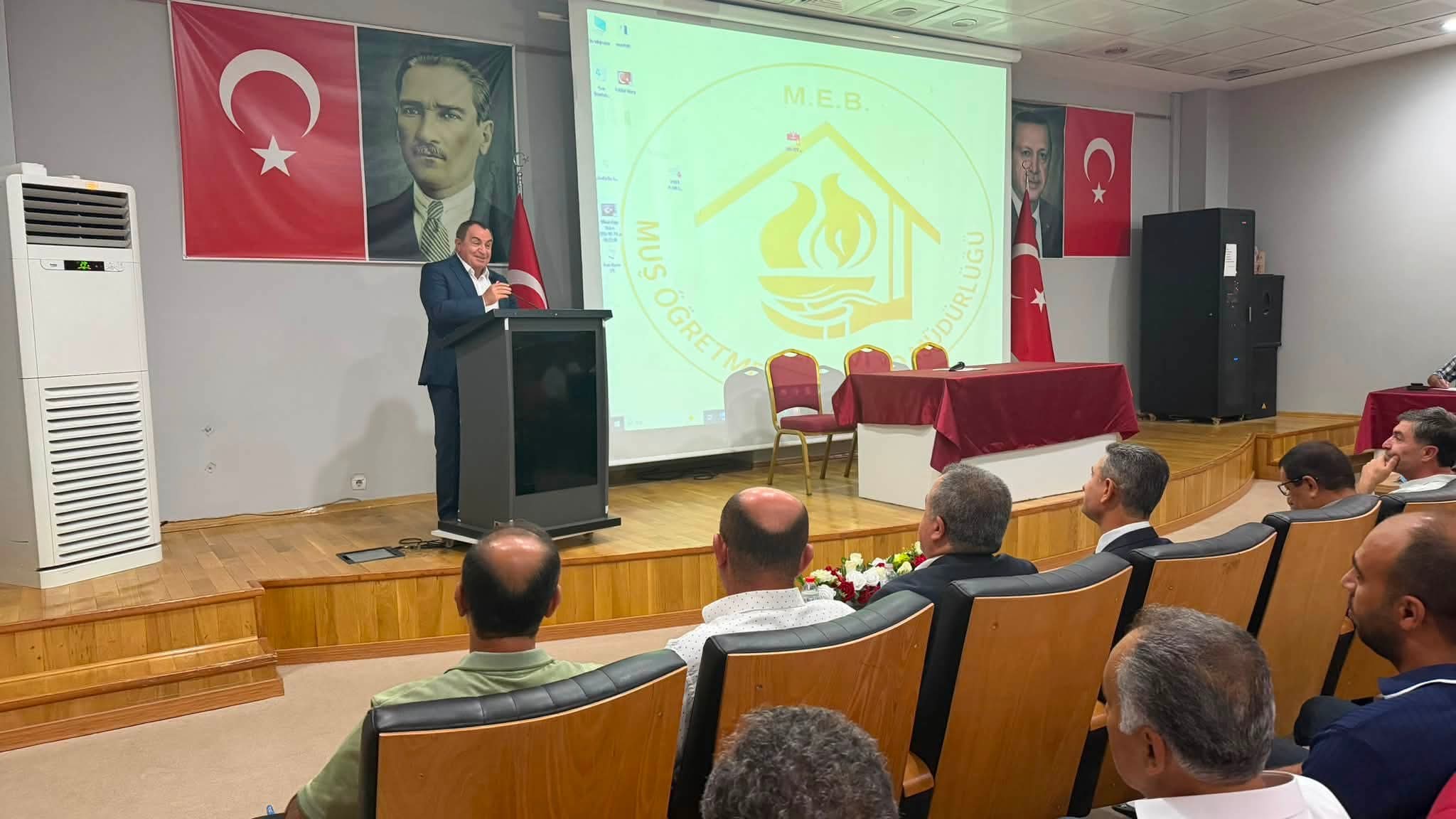 2026-2027 Eğitim Öğretim Yılı Sene Başı Toplantısında Mehmet Emin Şimşek’e Teşekkür