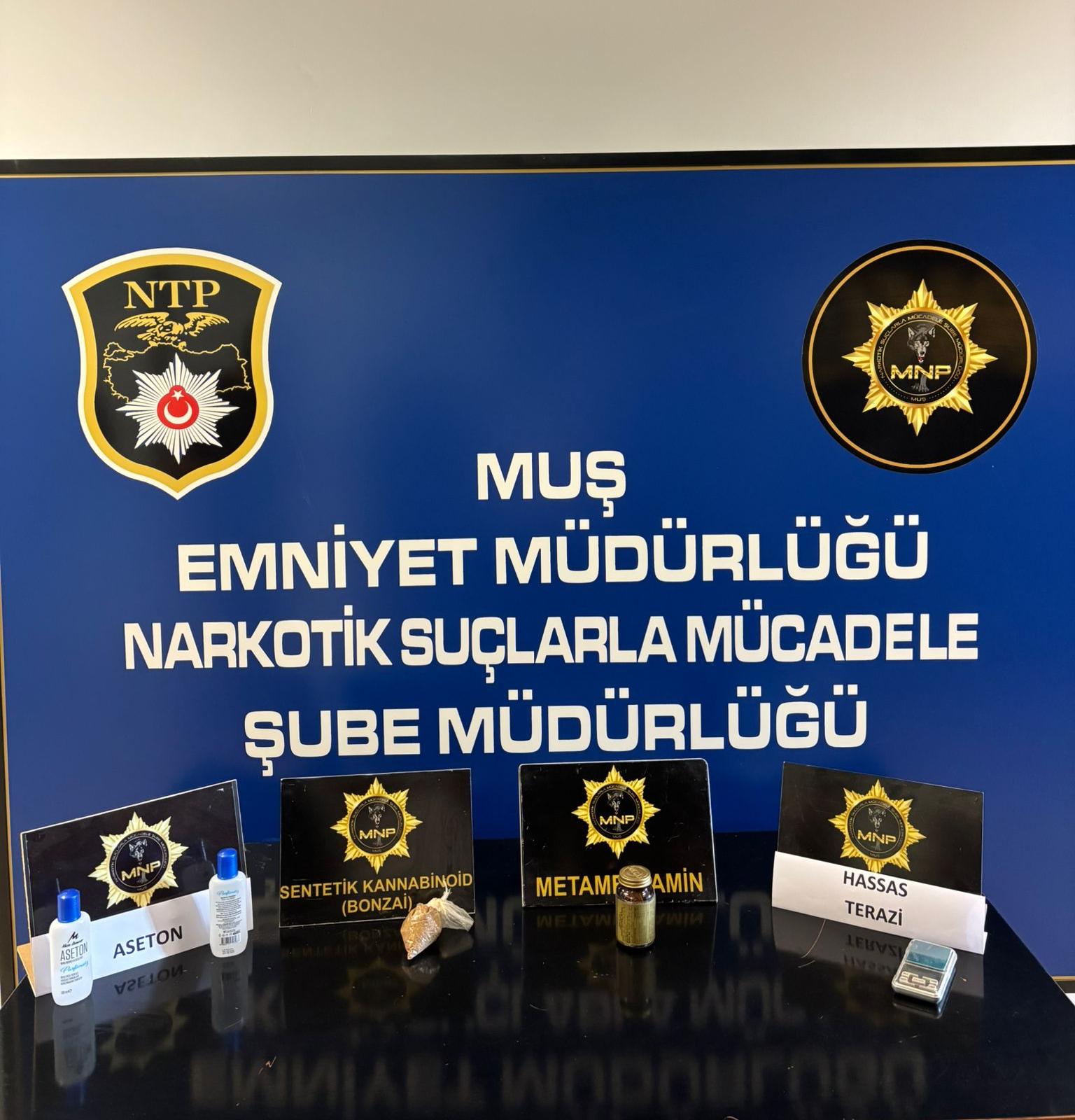 Muş’ta Narkotik Operasyonu: Metamfetamin ve Bonzai Ele Ge geçirildi