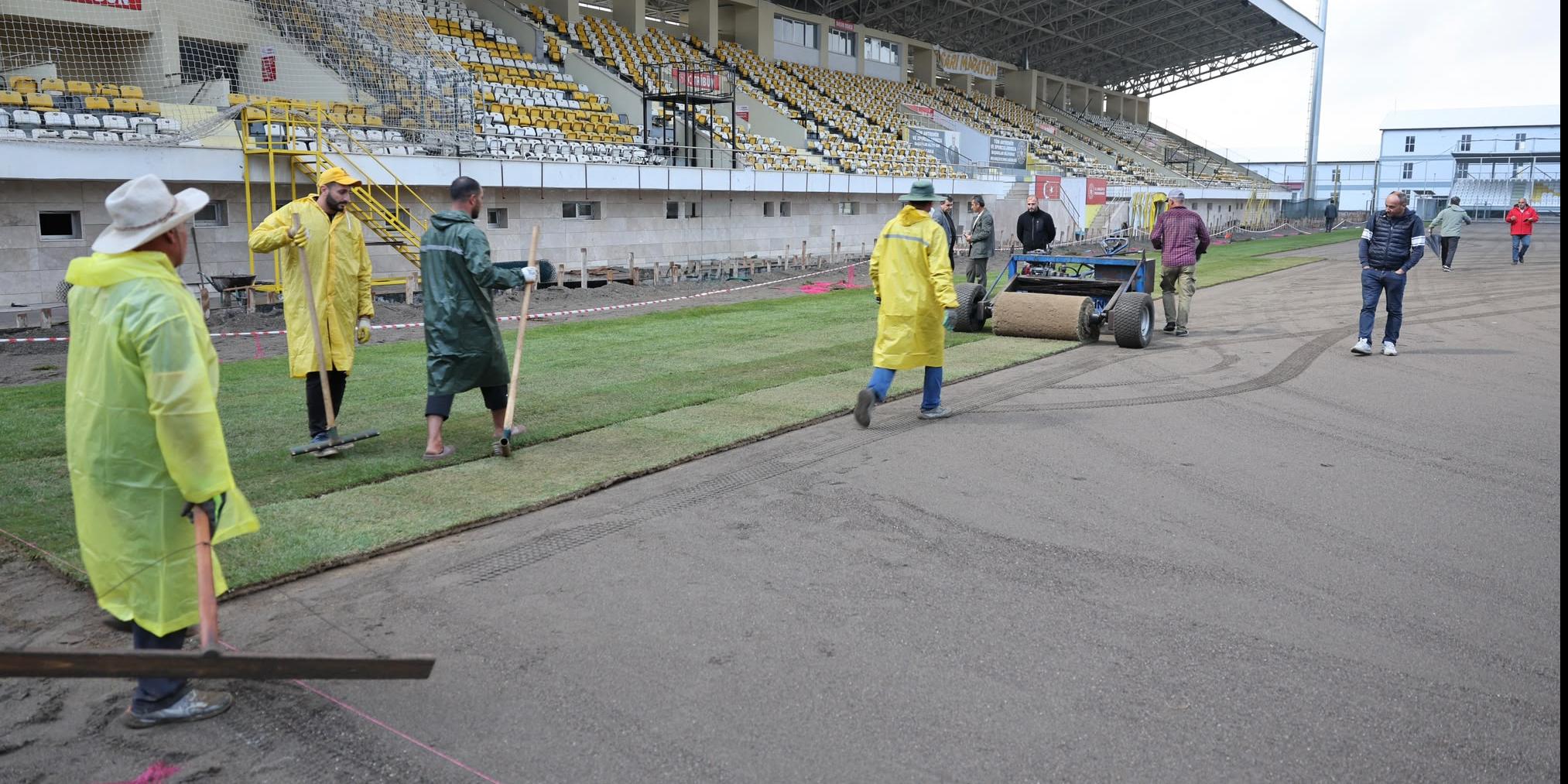 Muş Şehir Stadyumu’nda Çim Serme Çalışmaları Başladı!